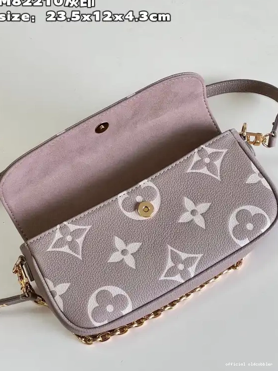 Official oldcobbler LOUIS Ivy Wallet Chain VUITTON on 0603